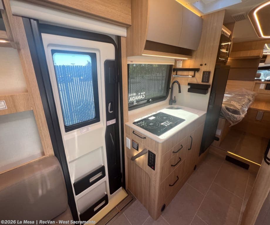 New 2026 Leisure Travel Unity U24TBX available in West Sacramento, California