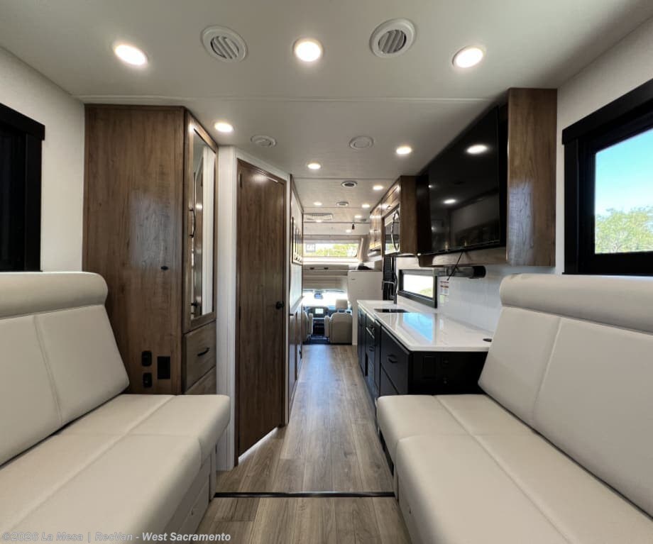 2026 Accolade XT 29T by Entegra Coach from La Mesa | RecVan - West Sacramento in West Sacramento, California