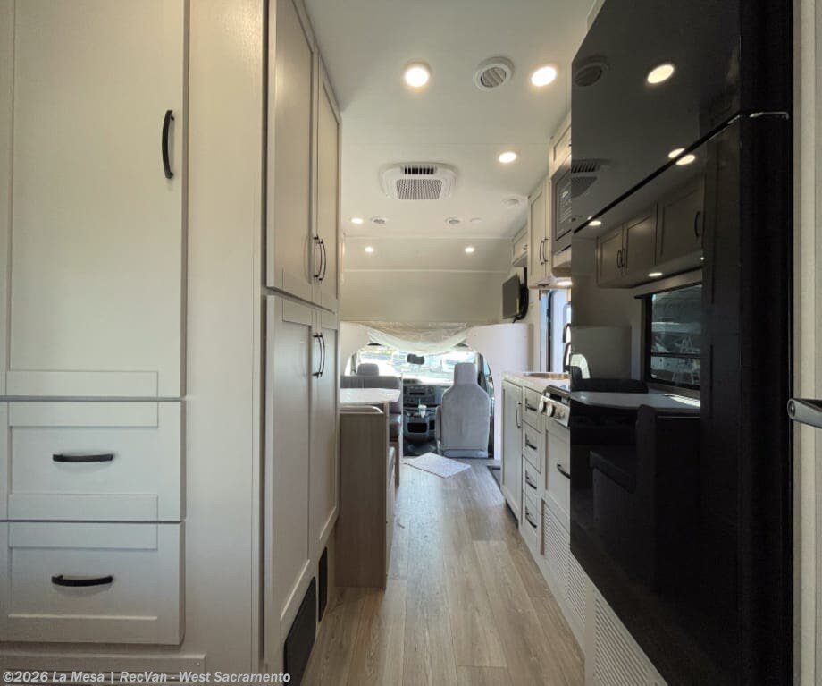 2027 Odyssey SE 22CF by Entegra Coach from La Mesa | RecVan - West Sacramento in West Sacramento, California