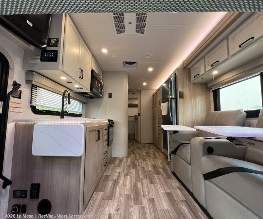 2027 Magnitude Z30-M-EX by Thor Motor Coach from La Mesa | RecVan - West Sacramento in West Sacramento, California