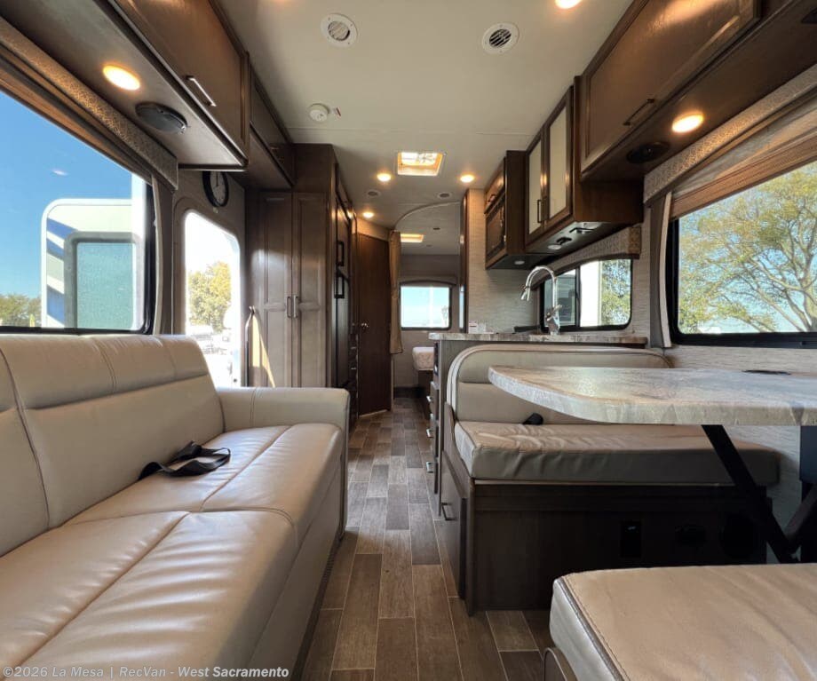 2021 Chateau 26B by Thor Motor Coach from La Mesa | RecVan - West Sacramento in West Sacramento, California