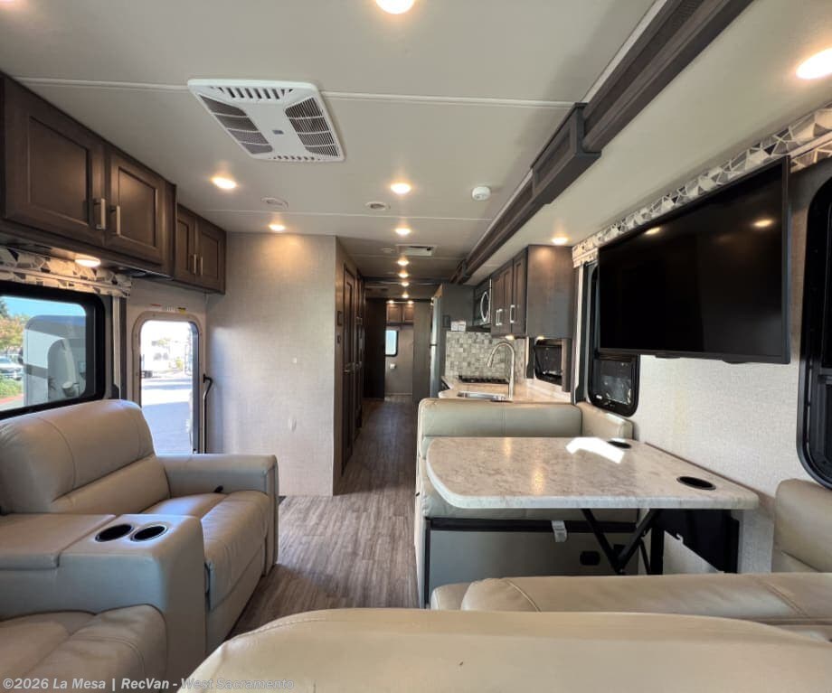 2023 Miramar 34.7 by Thor Motor Coach from La Mesa | RecVan - West Sacramento in West Sacramento, California