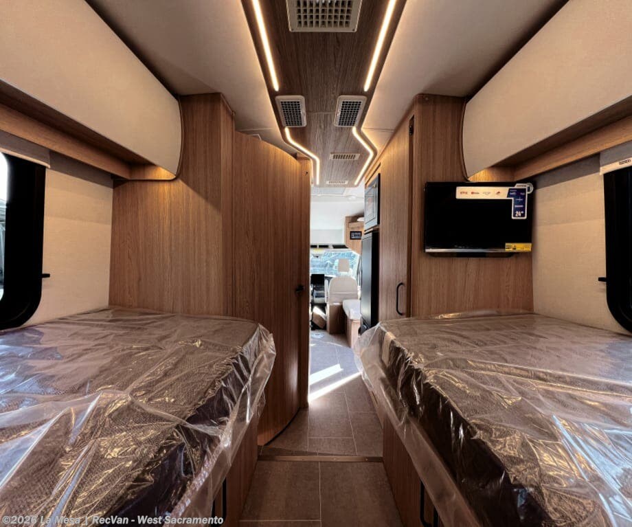 New 2027 Leisure Travel Wonder W24RTB available in West Sacramento, California