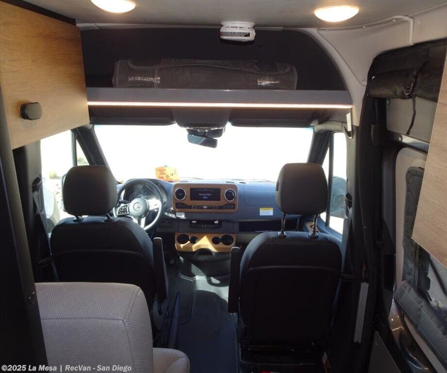 New 2025 Winnebago Revel BMB44E-2.5-1 available in San Diego, California