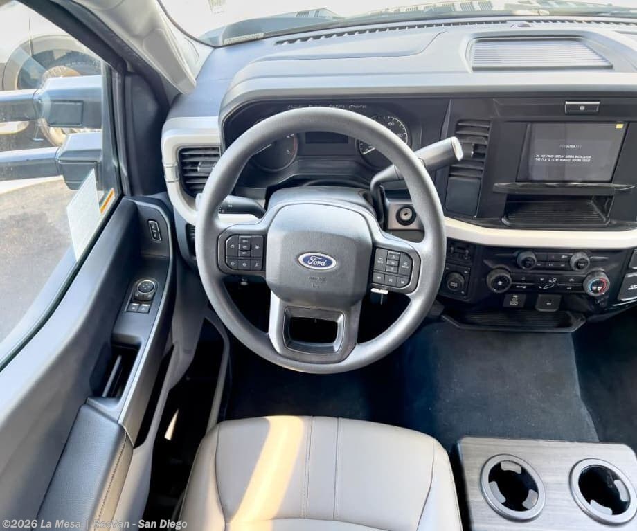 2026 Esteem XL 32U-XL-DE by Entegra Coach from La Mesa | RecVan - San Diego in San Diego, California