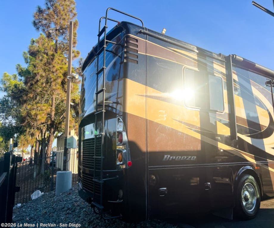 2017 Tiffin BREEZE 32BR - Used Class A For Sale by La Mesa | RecVan - San Diego in San Diego, California