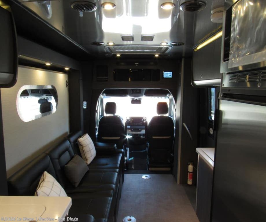 2022 Atlas MURPHY SUITE by Airstream from La Mesa | RecVan - San Diego in San Diego, California