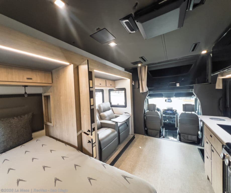 2026 Lineage Series M 25FW-FBP by Grand Design from La Mesa | RecVan - San Diego in San Diego, California