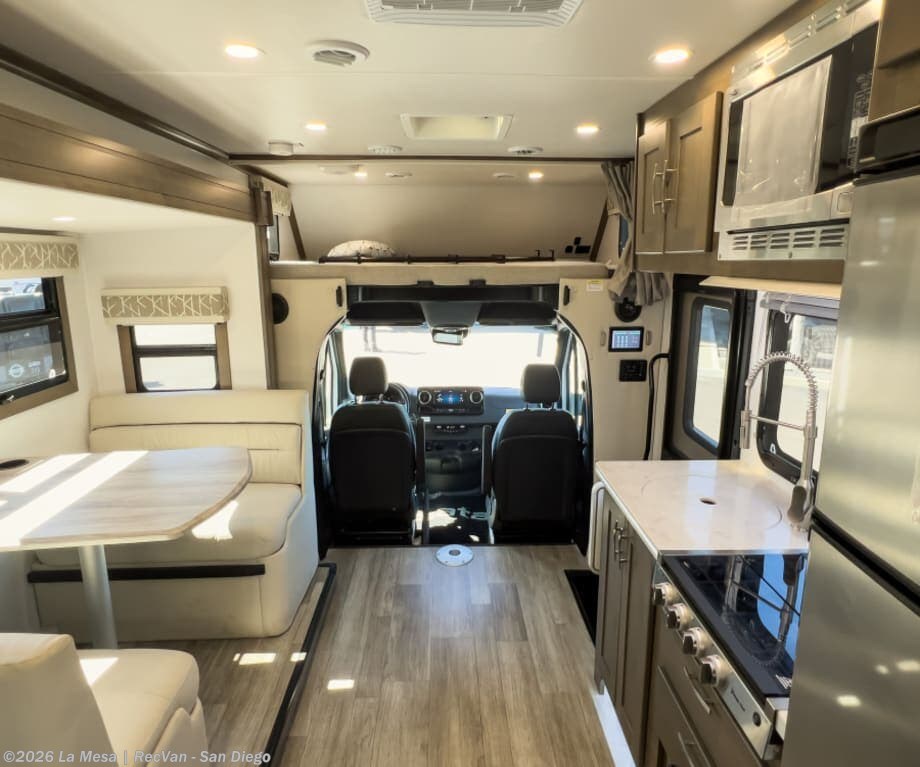 2025 ISATA 24FWM by Dynamax Corp from La Mesa | RecVan - San Diego in San Diego, California