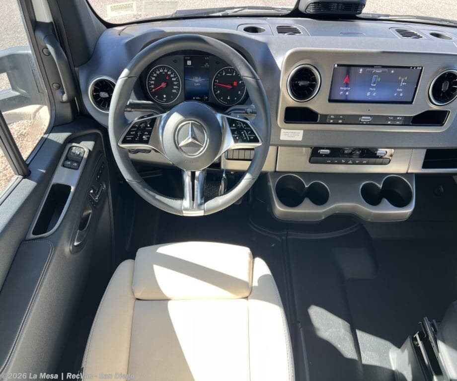 2026 Winnebago View WM524R - New Class C For Sale by La Mesa | RecVan - San Diego in San Diego, California
