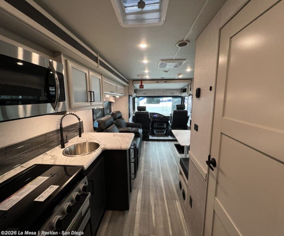 2027 Flair 29M by Fleetwood from La Mesa | RecVan - San Diego in San Diego, California