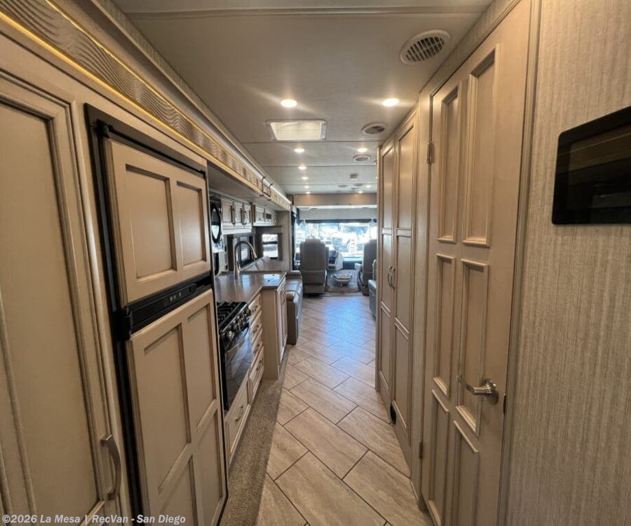2023 Bay Star Sport 3225 by Newmar from La Mesa | RecVan - San Diego in San Diego, California