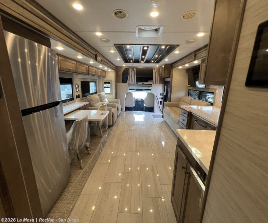 2027 Allegro Bay 38AB by Tiffin from La Mesa | RecVan - San Diego in San Diego, California