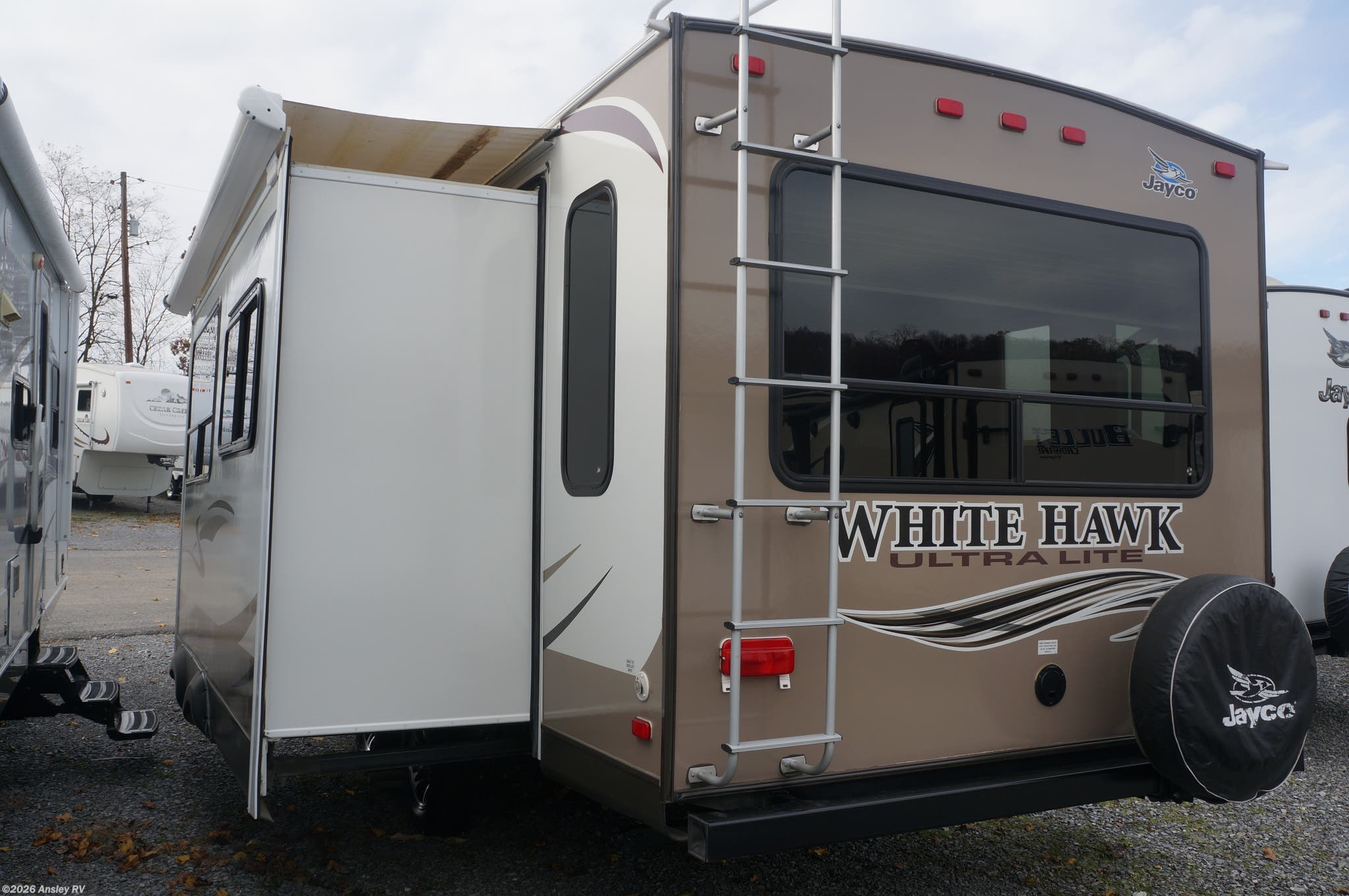 Previous. 2012 Jayco White Hawk 27DSRL floorplan image