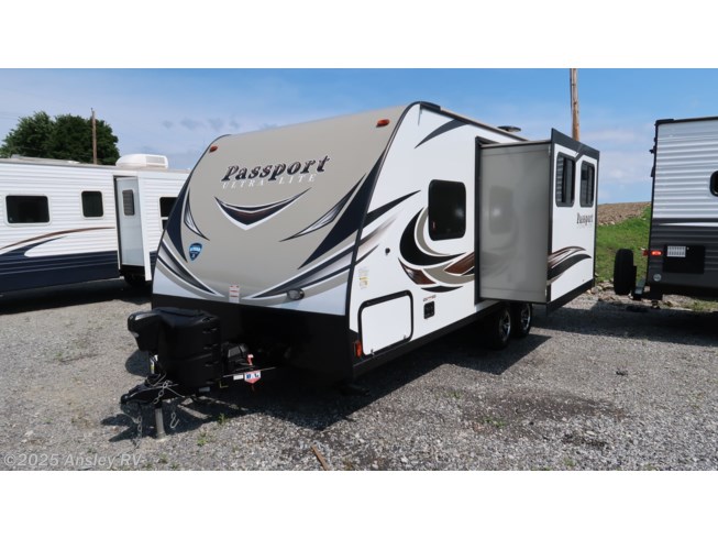 2018 Keystone Passport Ultra Lite Express 199ML RV for Sale in ...