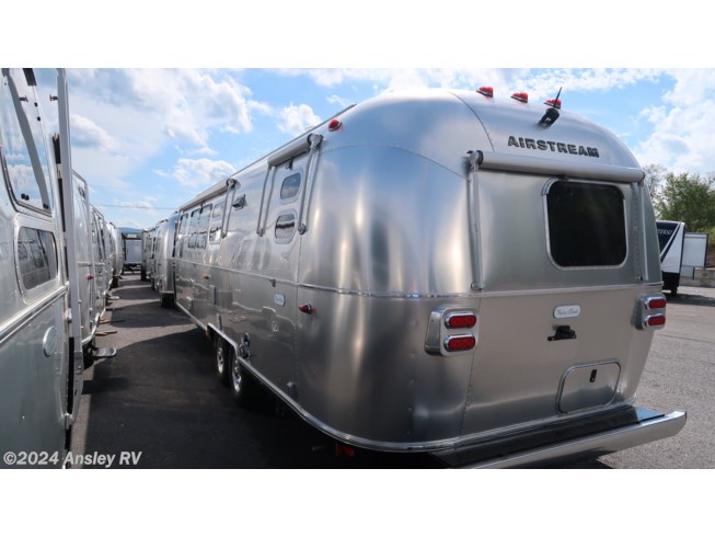 2020 Airstream Flying Cloud 30FB Bunk RV for Sale in ...