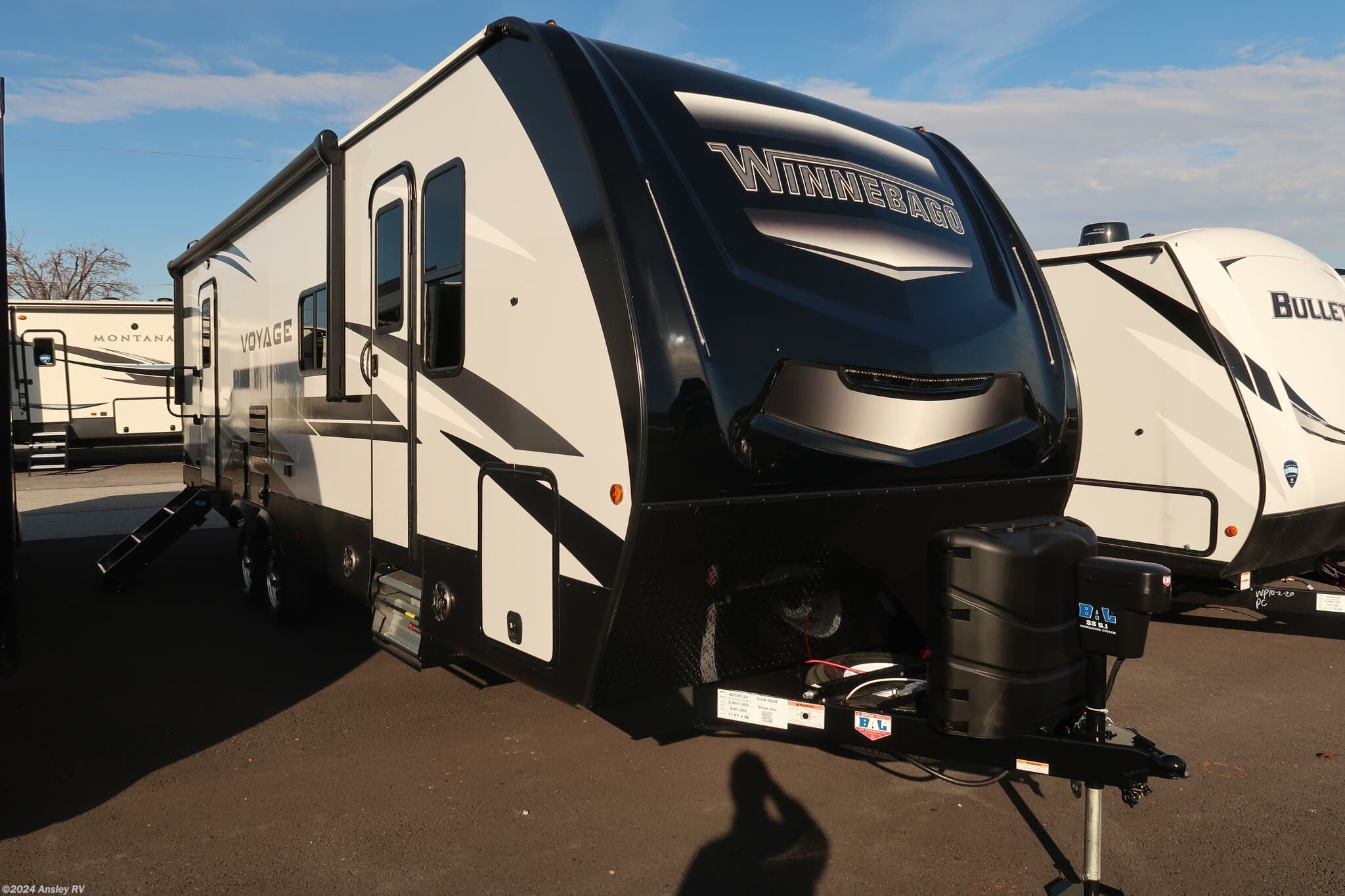 used winnebago travel trailer for sale by owner