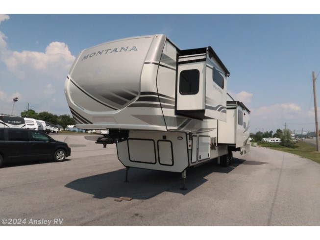 2022 Montana 3855BR by Keystone from Ansley RV in Duncansville, Pennsylvania