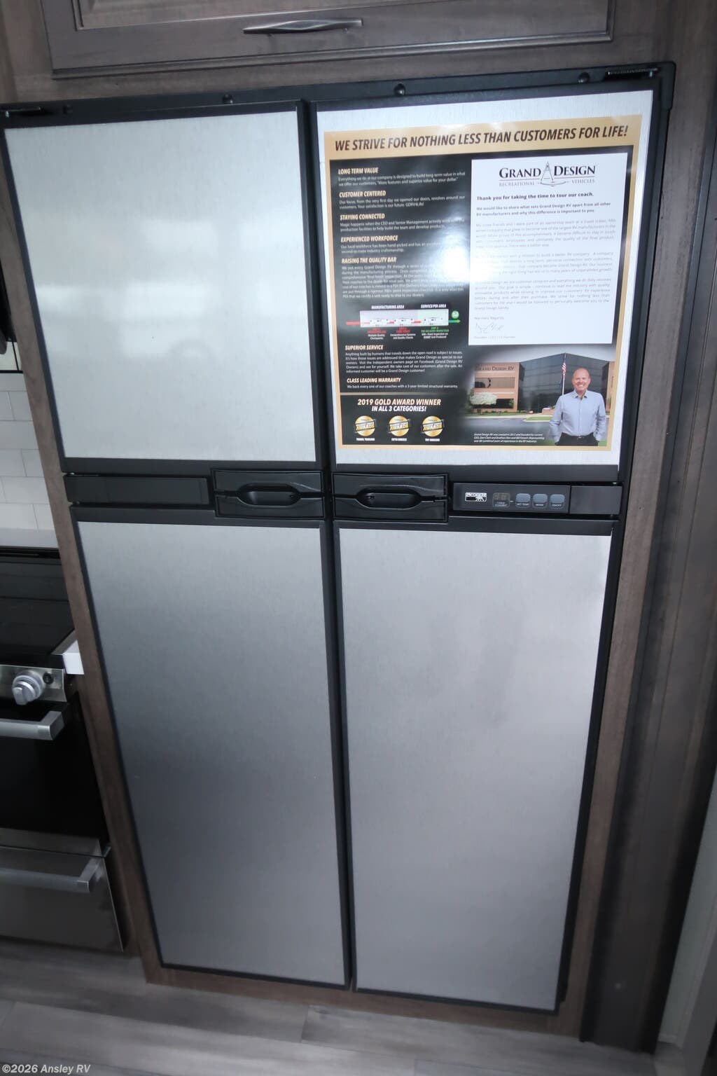 2022 Grand Design Solitude 3950BH RV for Sale in Duncansville, PA 16635 |  E0213-22 | RVUSA.com Classifieds