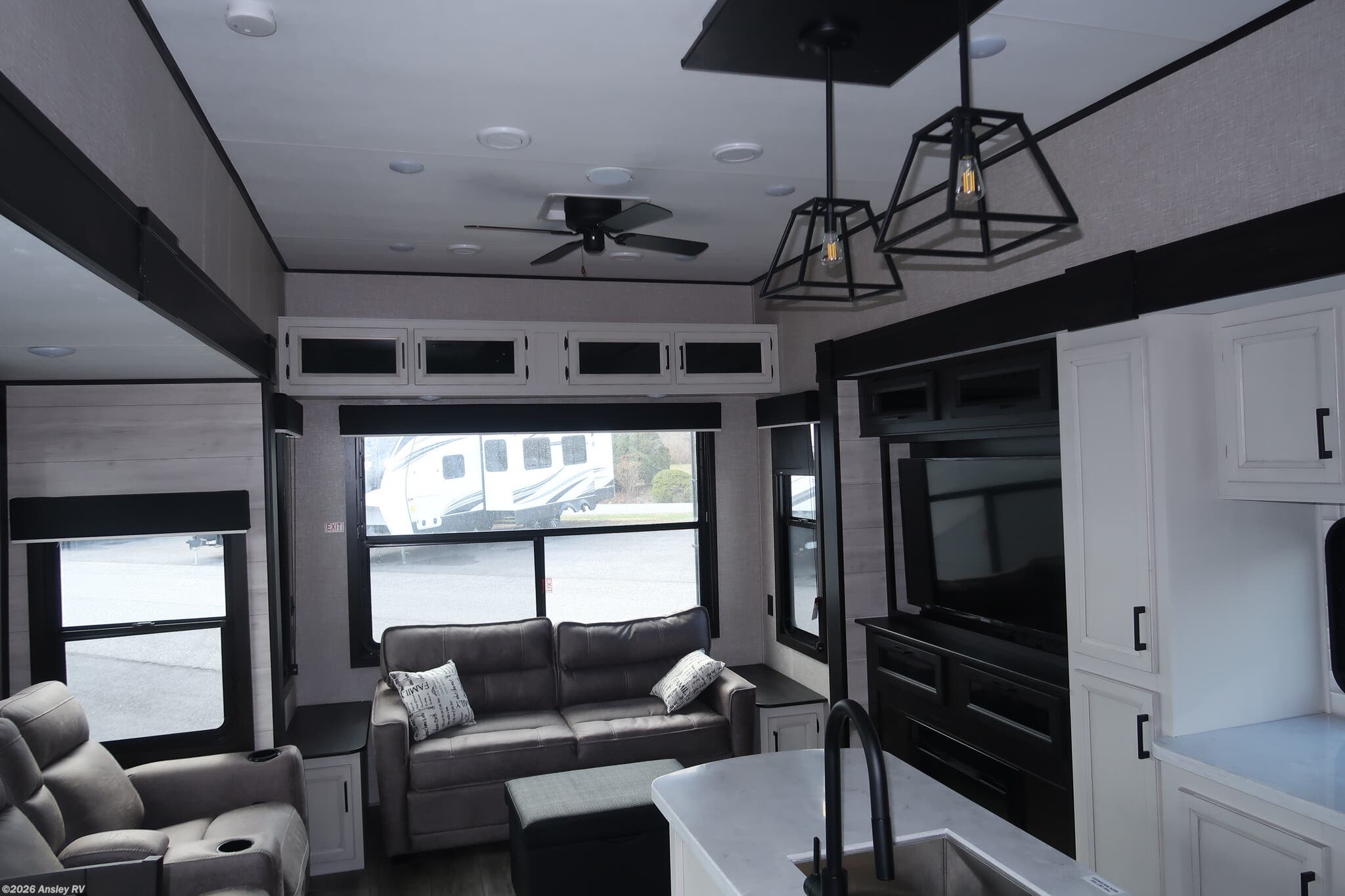 2023 Jayco Jay Flight Bungalow 40DLFT