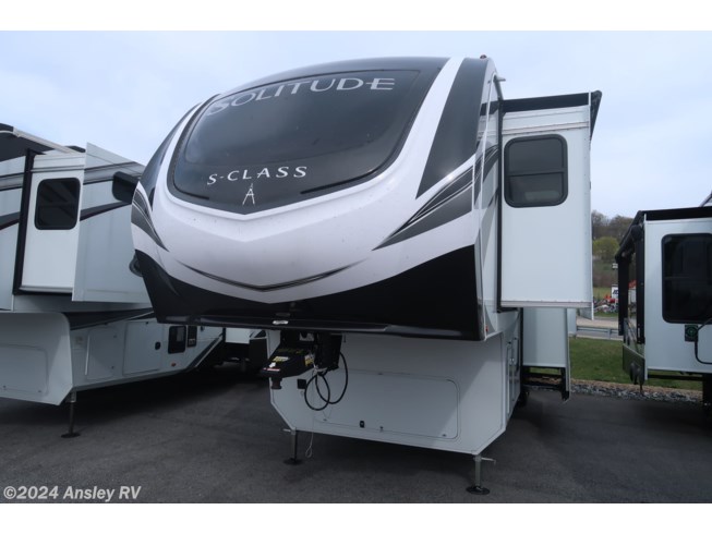 New 2023 Grand Design Solitude S-Class 3460FL available in Duncansville, Pennsylvania