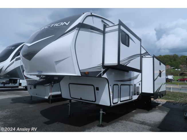 2023 Reflection 303RLS by Grand Design from Ansley RV in Duncansville, Pennsylvania