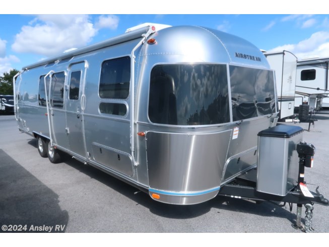 2024 Flying Cloud 30FB Bunk by Airstream from Ansley RV in Duncansville, Pennsylvania