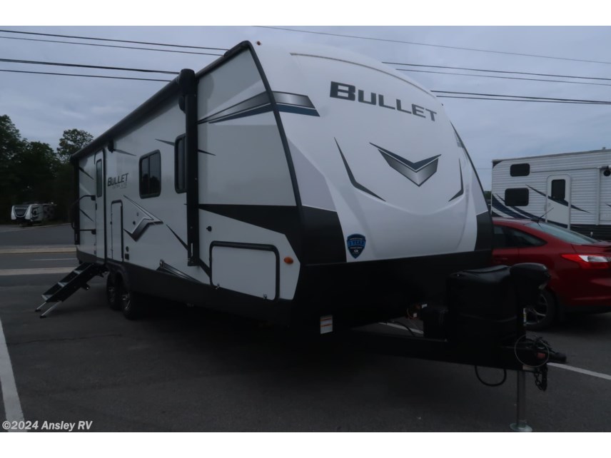 Used 2022 Keystone Bullet East 250BHS available in Duncansville, Pennsylvania