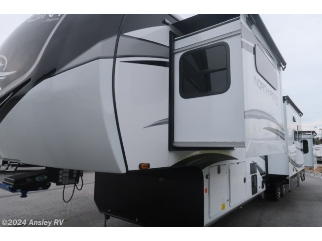 2024 North Point 390CKDS by Jayco from Ansley RV in Duncansville, Pennsylvania