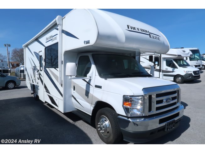 Used 2022 Thor Motor Coach Freedom Elite 27FE available in Duncansville, Pennsylvania