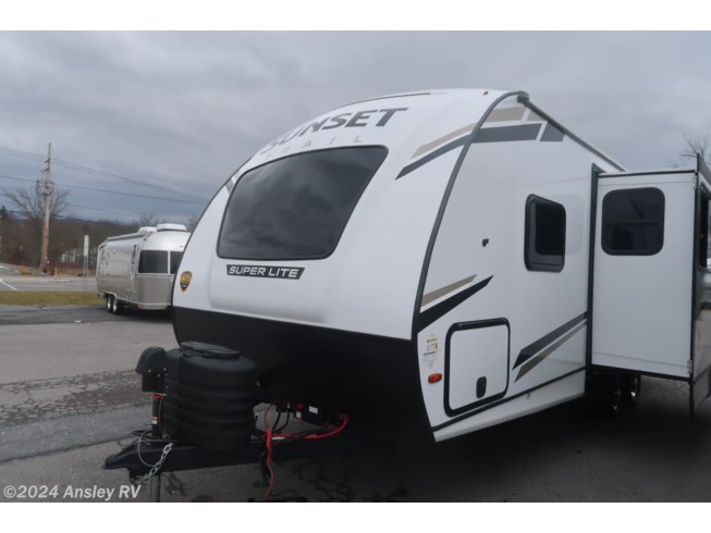 2024 Sunset Trail Super Lite SS222RB by CrossRoads from Ansley RV in Duncansville, Pennsylvania