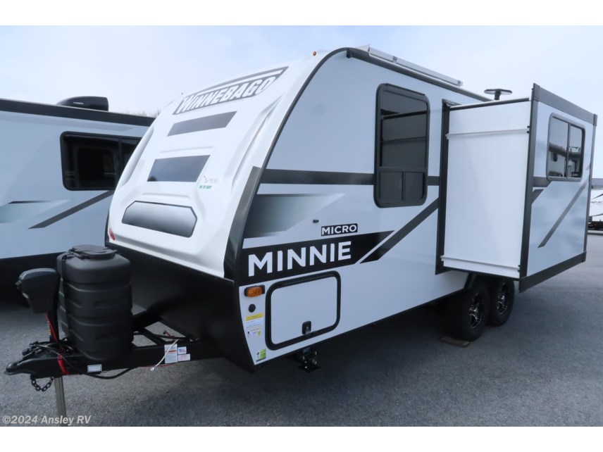 New 2024 Winnebago Micro Minnie 2108DS available in Duncansville, Pennsylvania