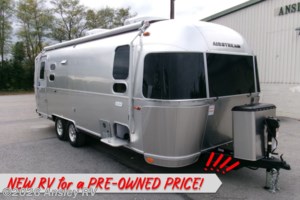 2025 Airstream Flying Cloud 25FB QUEEN