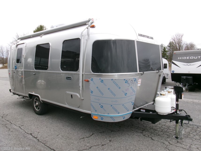 New 2025 Airstream Caravel 22FB available in Duncansville, Pennsylvania