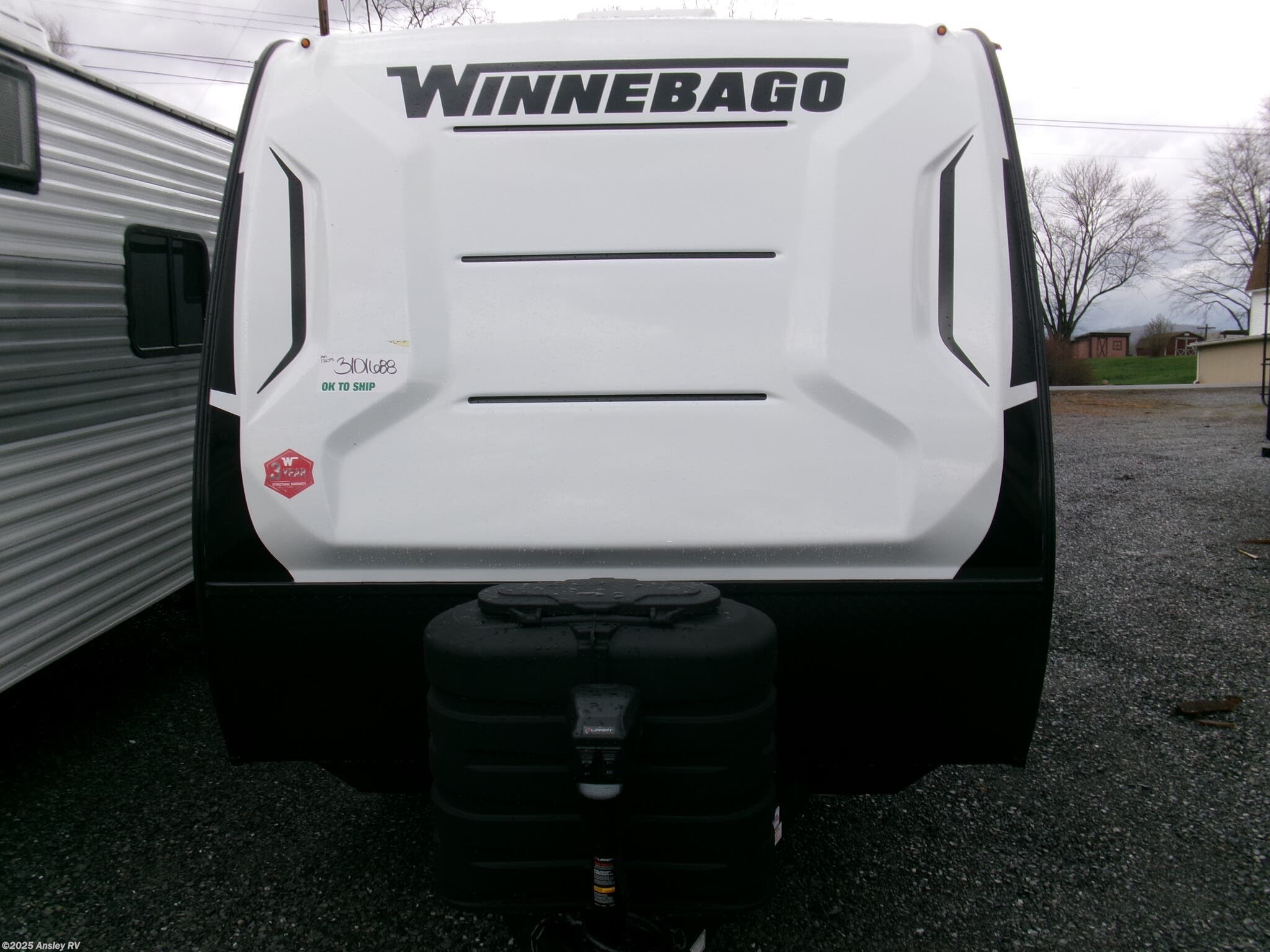 New 2025 Winnebago Micro Minnie 1720FB available in Duncansville, Pennsylvania