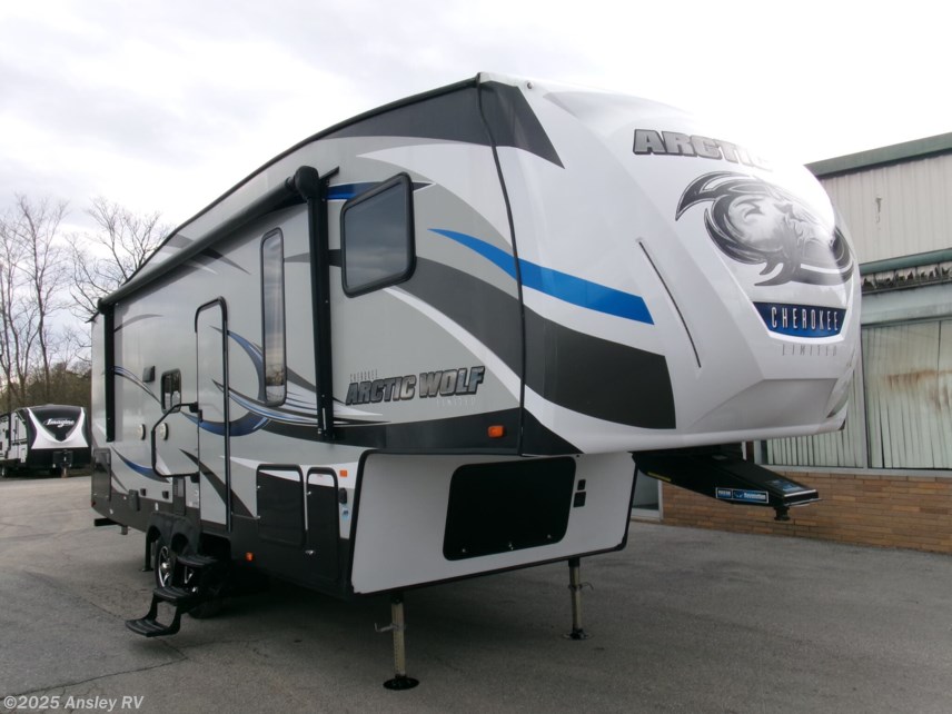 Used 2017 Forest River Arctic Wolf 255DRL4 available in Duncansville, Pennsylvania