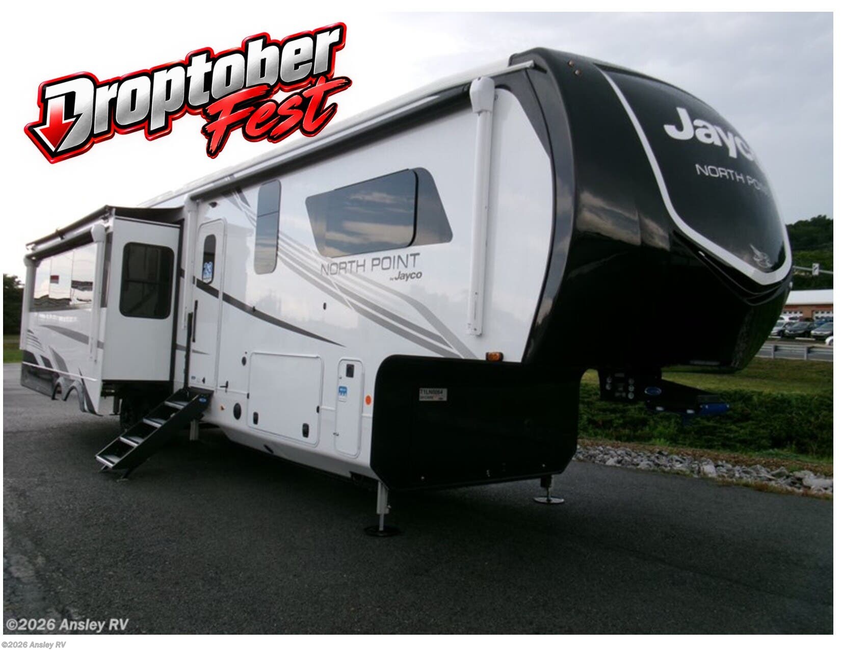 2026 Jayco North Point 381CKRE