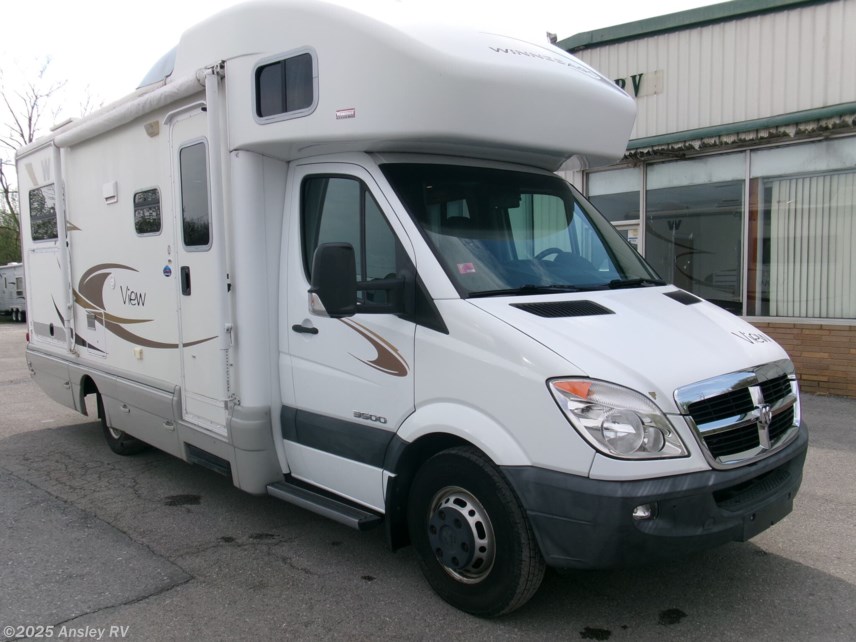 Used 2008 Winnebago View 24J available in Duncansville, Pennsylvania