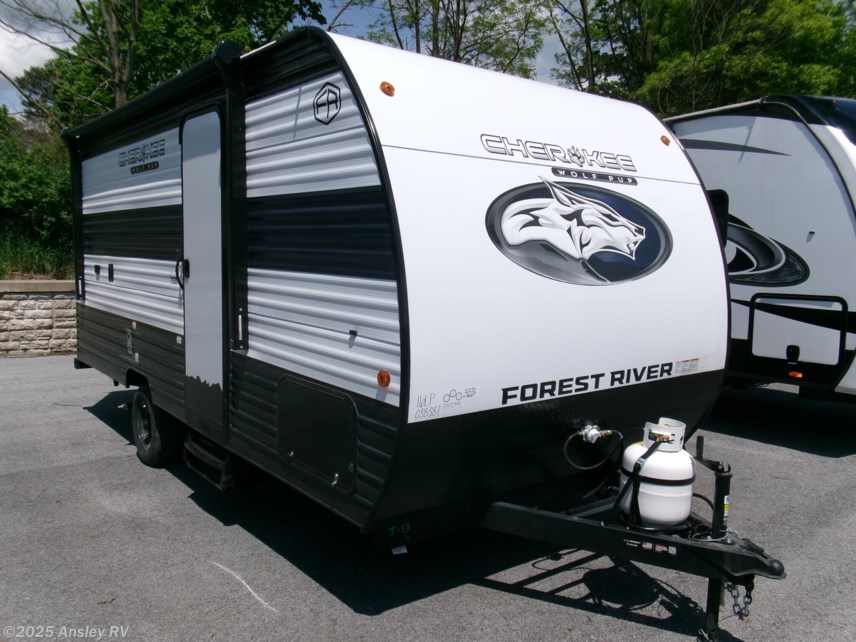 New 2025 Forest River Cherokee Wolf Pup 16LP available in Duncansville, Pennsylvania