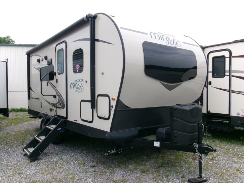 Used 2020 Forest River Rockwood Mini Lite 2104S available in Duncansville, Pennsylvania