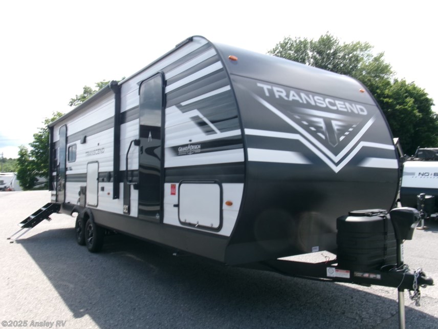 New 2026 Grand Design Transcend 245RLT available in Duncansville, Pennsylvania