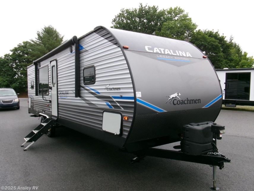 Used 2021 Coachmen Catalina Legacy Edition 283RKS available in Duncansville, Pennsylvania