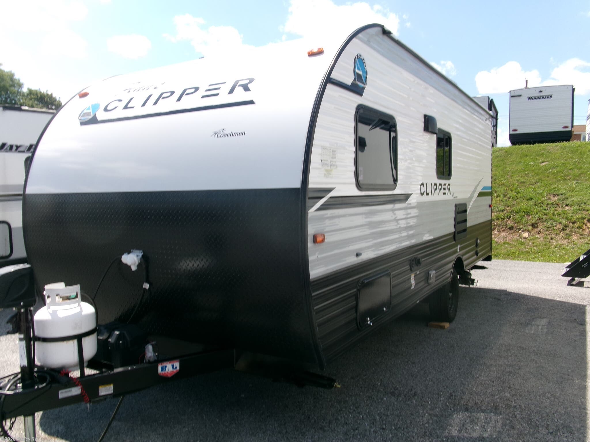 Used 2022 Coachmen Clipper Ultra-Lite Single Axle 182DBU available in Duncansville, Pennsylvania