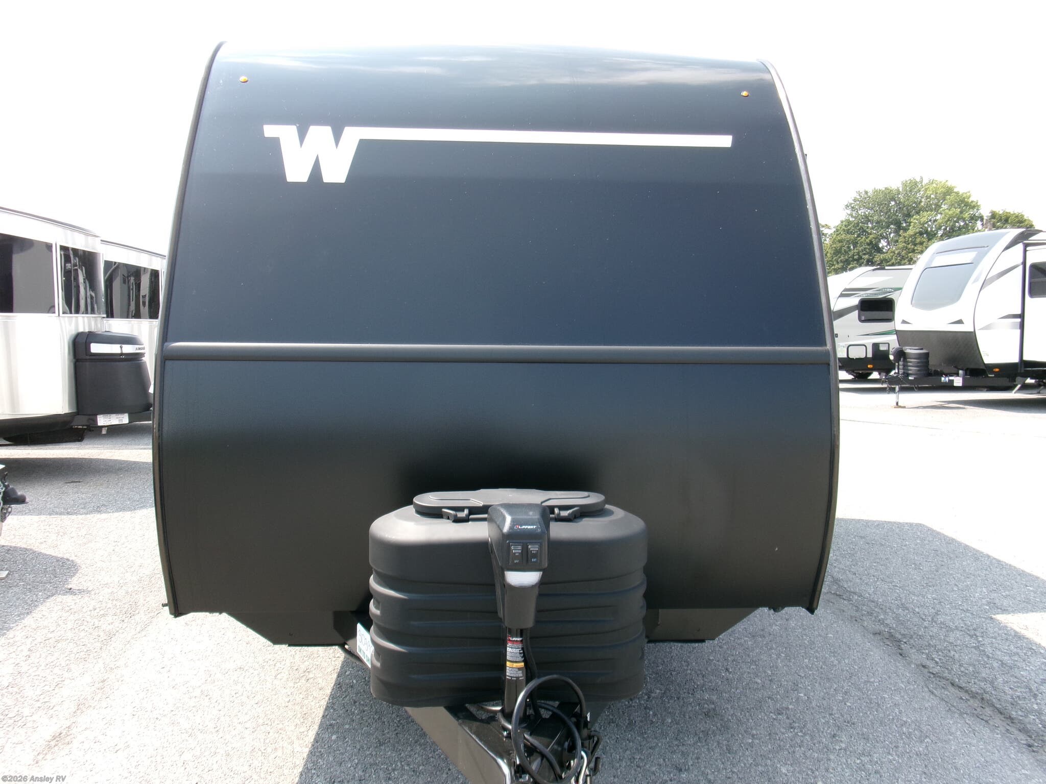 New 2026 Winnebago Micro Minnie 2108DS available in Duncansville, Pennsylvania