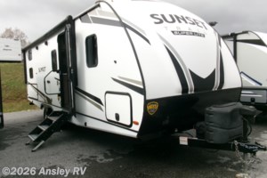 2022 CrossRoads Sunset Trail Super Lite 242BH