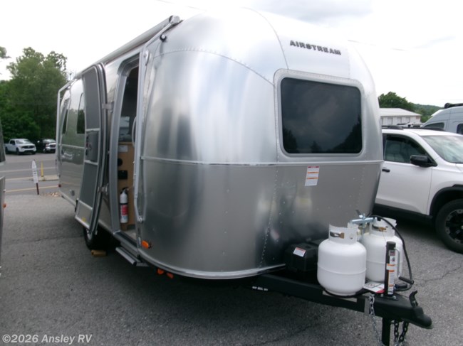 2026 Airstream World Traveler 22RB