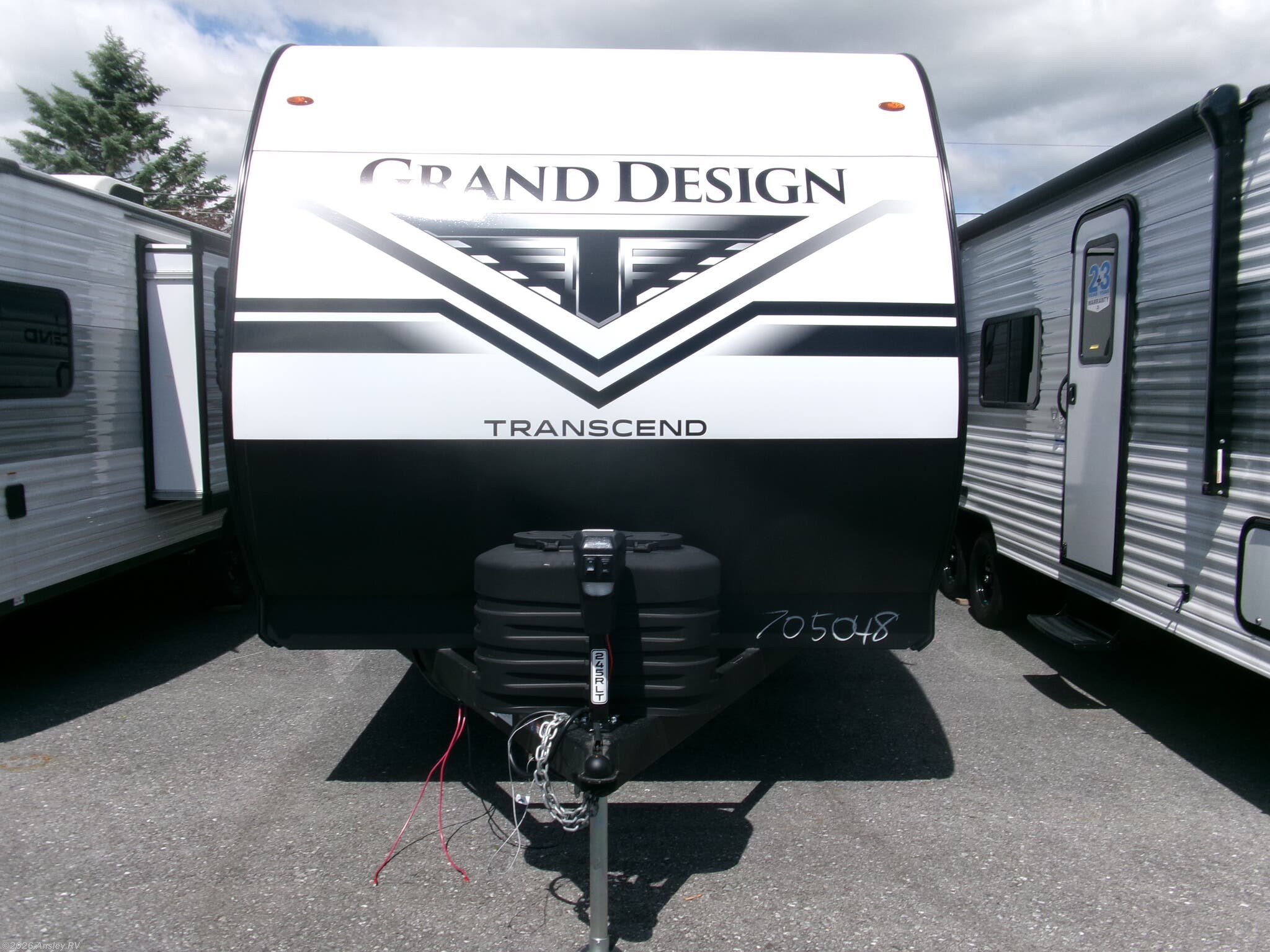 New 2026 Grand Design Transcend 245RLT available in Duncansville, Pennsylvania