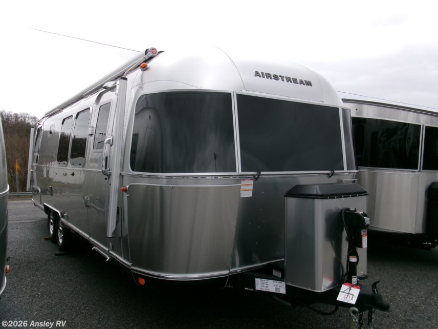 New 2026 Airstream Classic 28RB available in Duncansville, Pennsylvania
