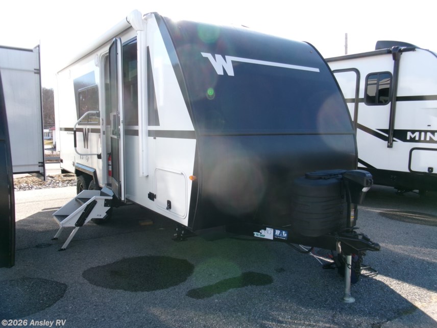 New 2026 Winnebago Micro Minnie 2180DS available in Duncansville, Pennsylvania
