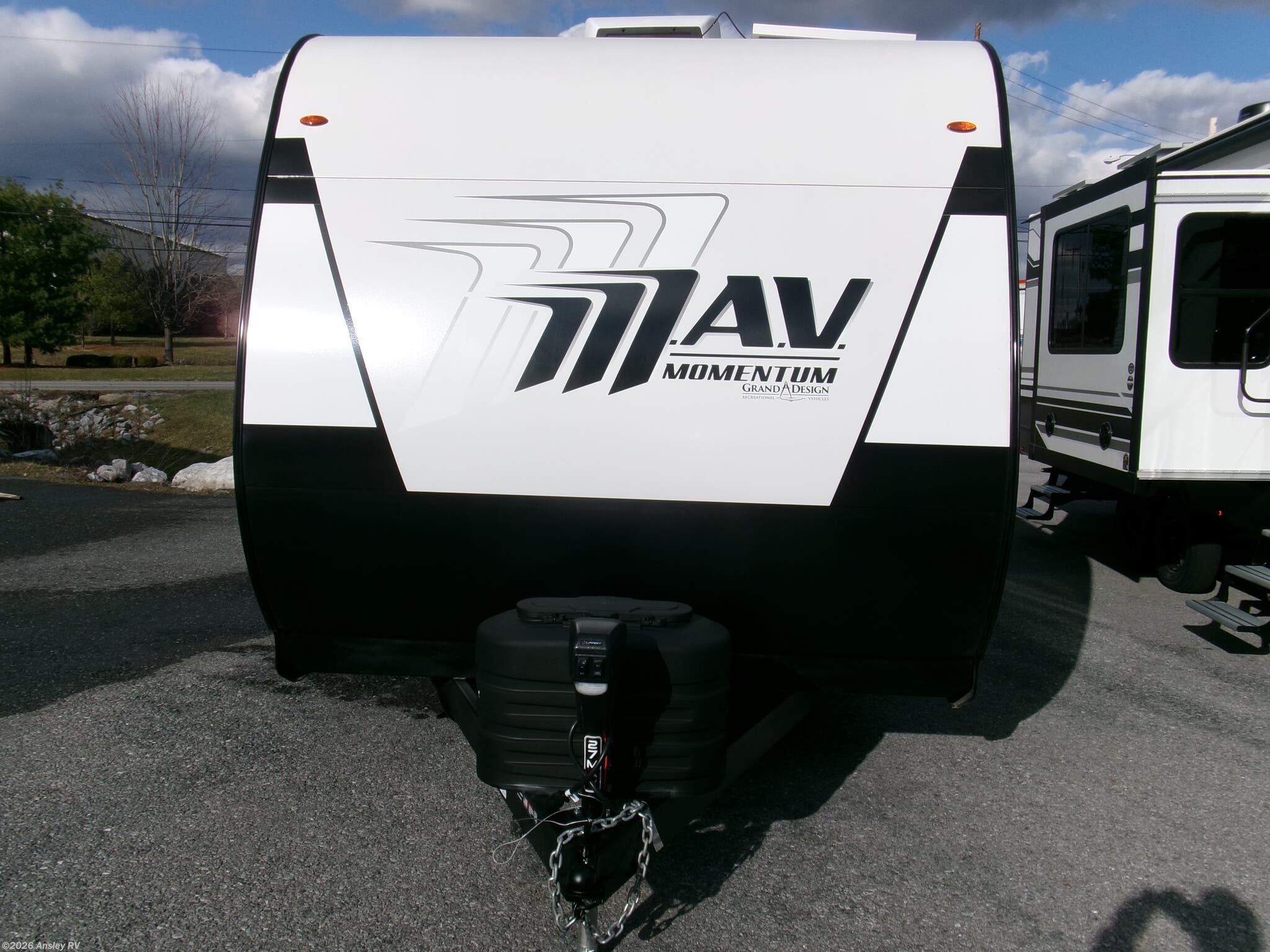 2026 Momentum MAV 27MAV by Grand Design from Ansley RV in Duncansville, Pennsylvania